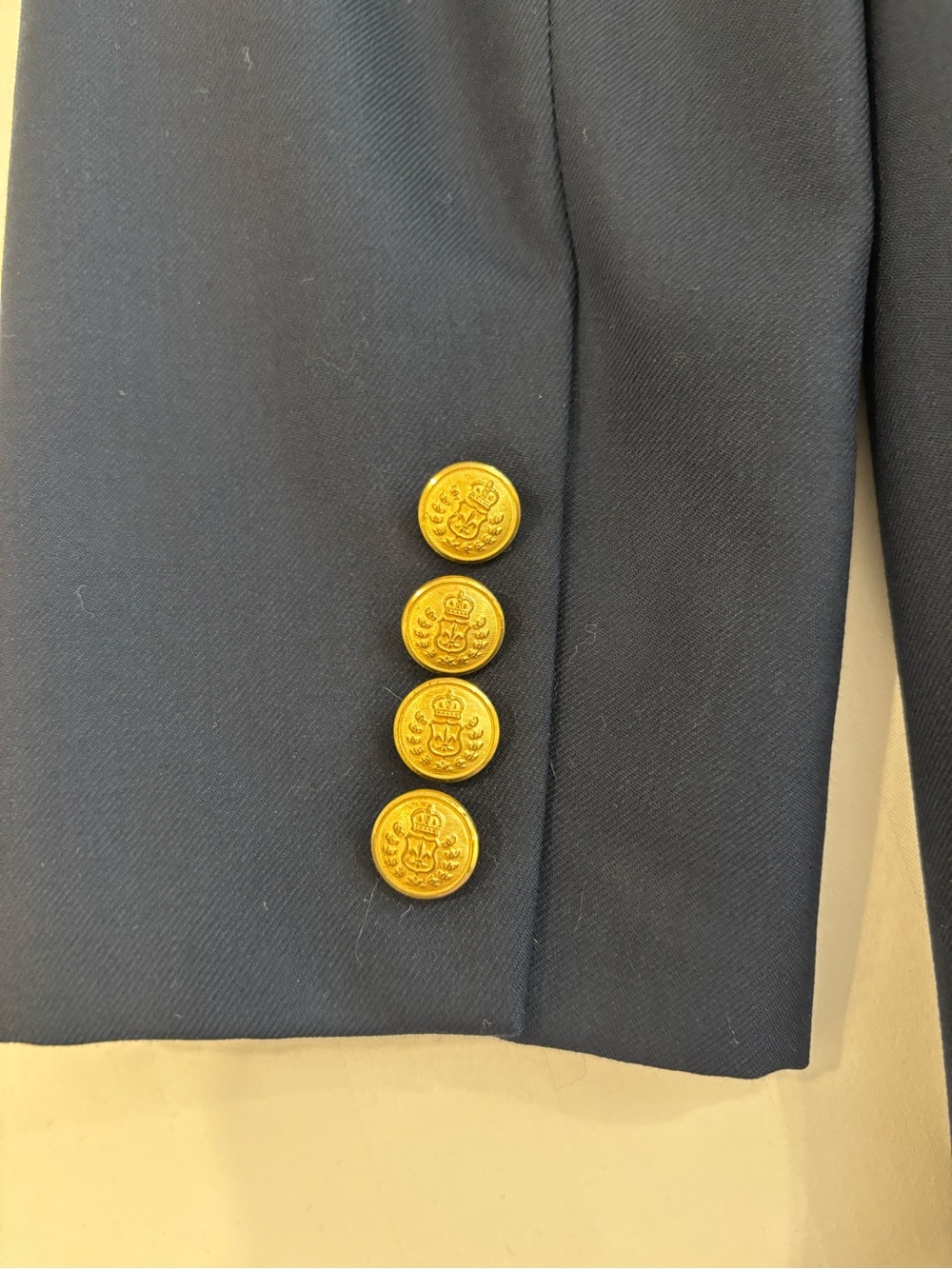 Embassy Row Vintage Wool Navy Crest Single-Breasted Women's Blazer - Picture 7 of 7